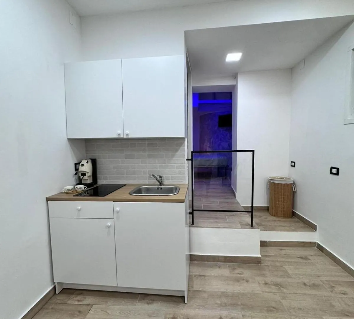 Anita S Home Naples